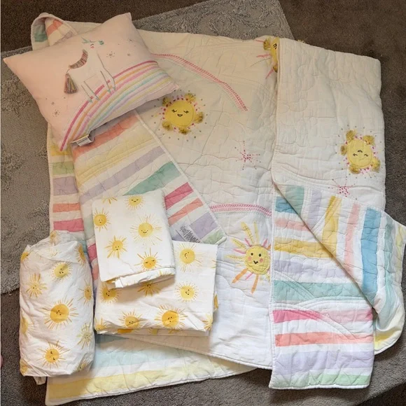Pottery barn cheap sunshine quilt